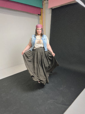 Cocoa Dot Split Skirt - Maxi + 2"